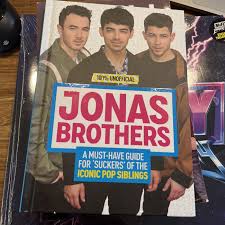 Jonas Brothers: 100% Unofficial � A Must-Have Guide For Fans